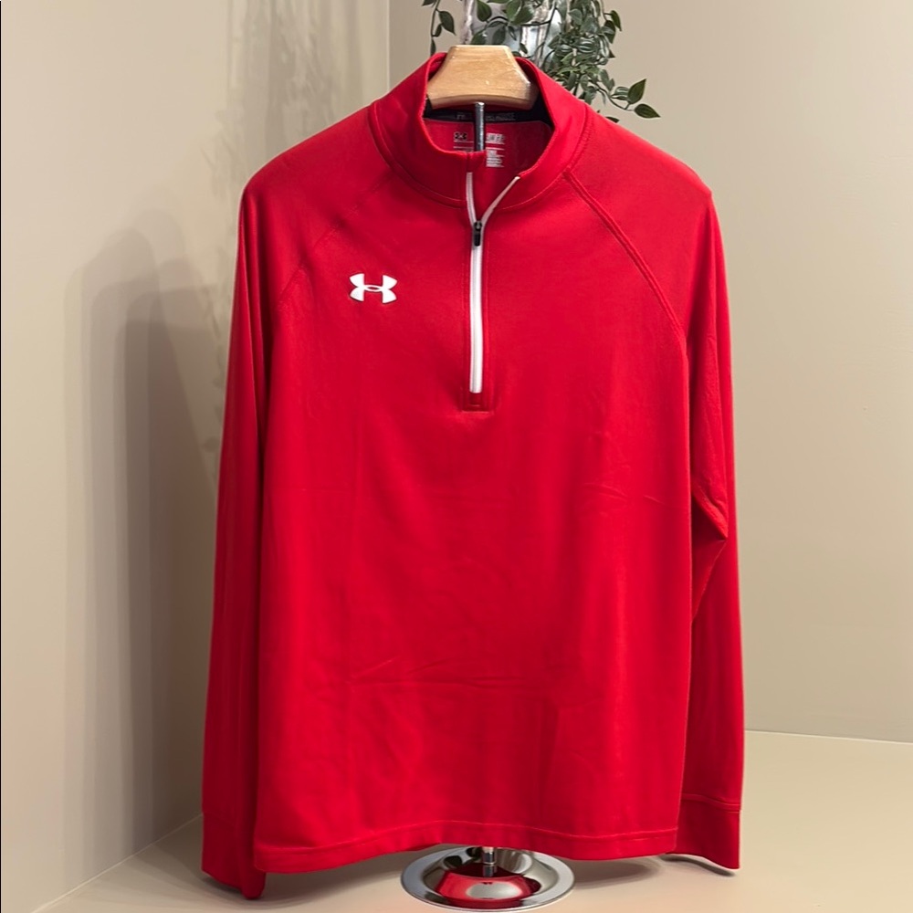 Under Armour Men's Red long sleeve shirt heat gear